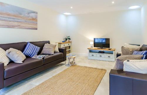 Llanllwchaiarn House | Ty Draenog - Uk31653