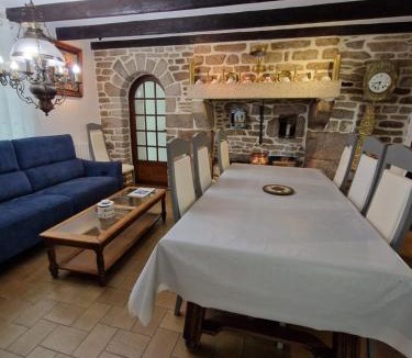 Saint-Thegonnec Loc-Eguiner Bed & Breakfast | ty dreux entre terre et mer