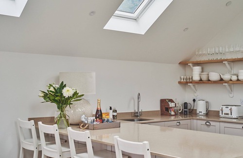 Oxwich Apartment | Ty Florence - Luxury Cottages