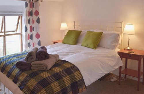 Bethesda House | Ty Ganol