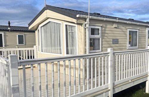 St George House | Ty Gwyn Gold 2 Caravan