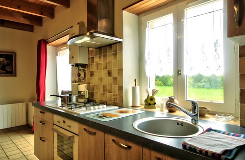 Plomodiern House | Ty izella – 500m from the sea