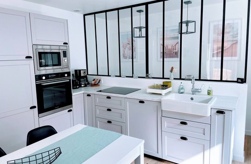 Trelevern House | Ty ker Iliz - beaches and small shops within walking distance!