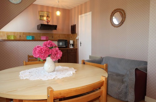 Goulien Apartment | Ty Ménez by Interhome