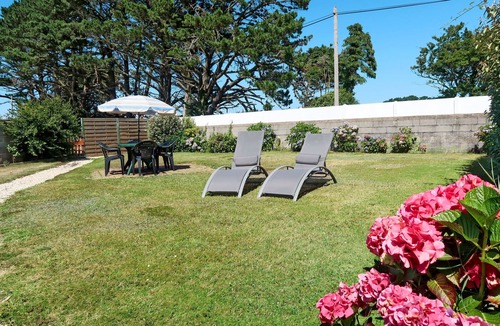 Goulien Apartment | Ty Ménez by Interhome