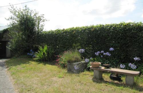 Brelidy House | Ty Manine