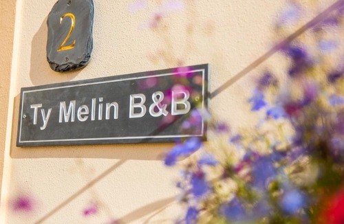 Cosheston Bed & Breakfast | Ty Melin