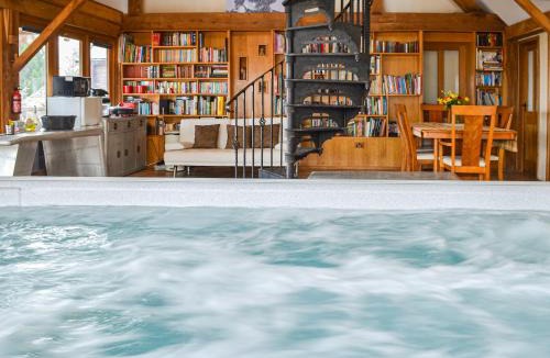 Talybont-on-Usk House | Ty Nofio - Uk36421