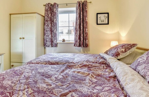 Llansantffraed House | Ty Pair in the beautiful Llanon