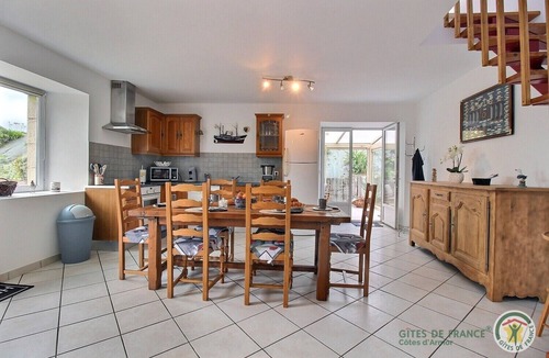 Yvias House | Ty Pempot - Yvias - Gîte