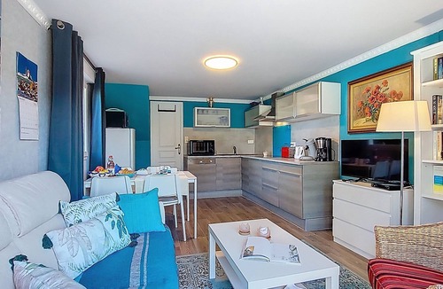 Locquirec House | Ty-Rozen by Interhome