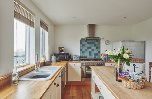 Oxwich Apartment | Ty Seren - Luxury Cottages
