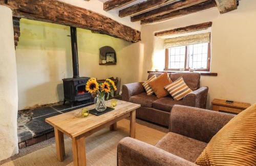 Caerwys House | Ty Tabitha Wynne