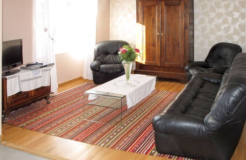 Plounevez-Lochrist House | Ty Thérèse by Interhome