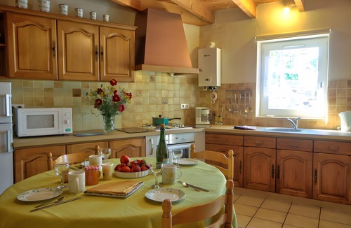Plomodiern House | Ty uhella – 500 m from the Beach
