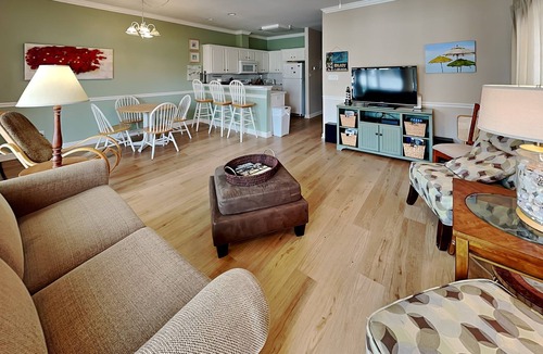 Tybee Island Condo | Tybee Sands 4A | Pet Friendly, Prime Location!