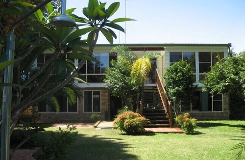 Chittaway Point House | Tydes - Take time out relaxing by the river