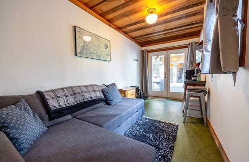 Skykomish Cabin | Tye River Container Cabin - Skier's Retreat