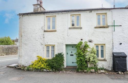 Burton House | Tyee Cottage