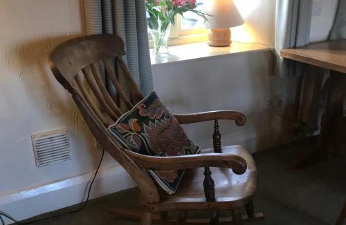 Burton House | Tyee Cottage