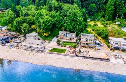 Camano Island House | Tyee Legacy