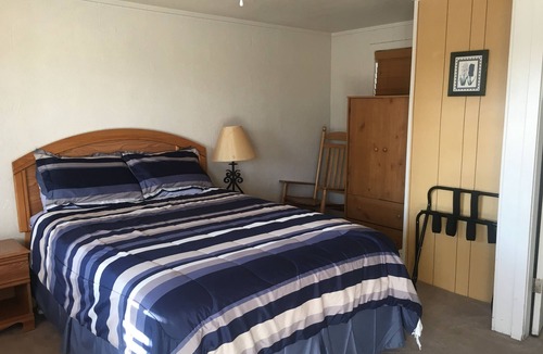 Coupeville Hotel | Tyee Restaurant and Hotel