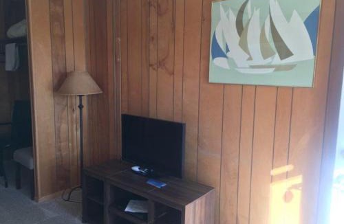 Coupeville Hotel | Tyee Restaurant and Motel