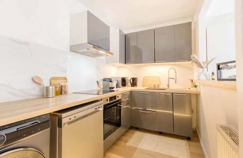 Saint-Ouen-l'Aumone Apartment | TYKO HOME - Serenity & Comfort near Paris