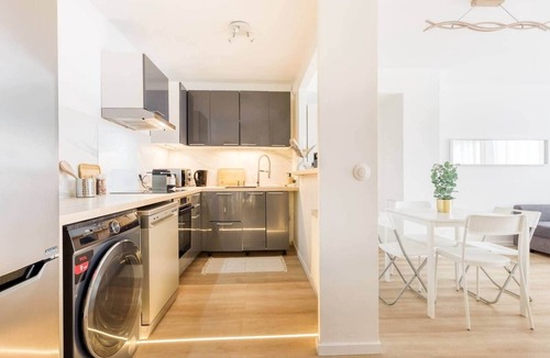 Saint-Ouen-l'Aumone Apartment | TYKO HOME - Serenity & Comfort near Paris