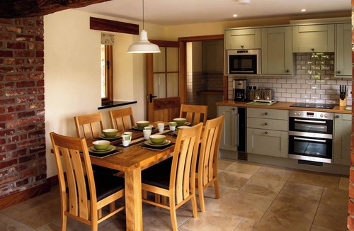 Ruthin Cottage | TYN Y CELYN CANOL, family friendly, luxury holiday cottage in Ruthin