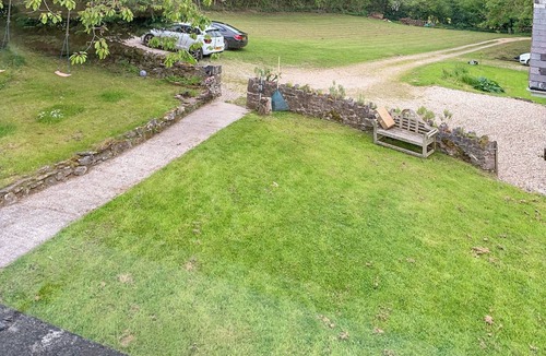 Mold Cottage | Tyn Y Celyn - UK48801