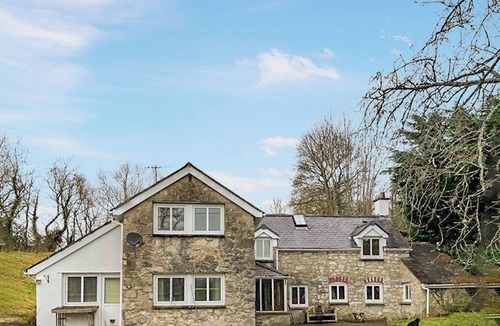 Mold Cottage | Tyn Y Celyn - UK48801