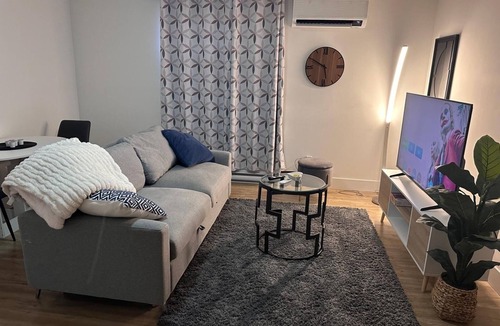 Moncton Apartment | Tynnah’s Place