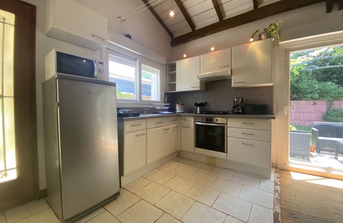 Pessac House | Typée, Accueillante et Confortable Maison