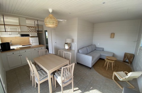 Gruissan Plage Ski Chalet | Typical air-conditioned chalet for 6-8 people located 150m from the beach