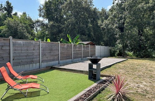 Mios House | Typical Arcachon basin house. Pets welcome!