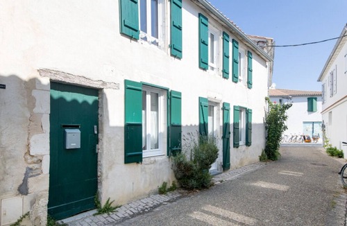 La Couarde-sur-Mer House | Typical central home
