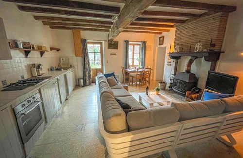 Lussac-Les-Eglises House | Typical French house with shared pool