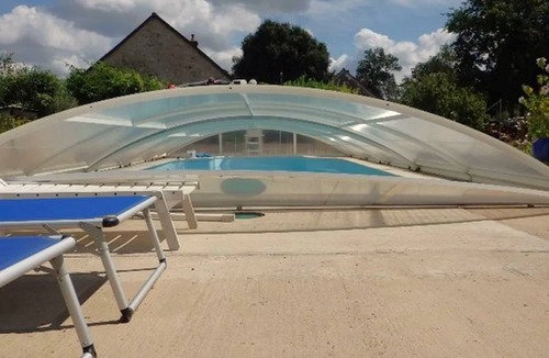 Lussac-Les-Eglises House | Typical French house with shared pool