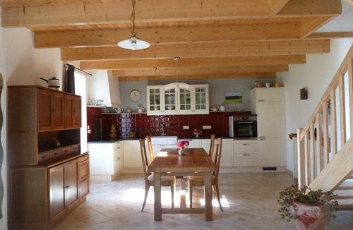 Ploneour-Lanvern House | Typical house, completely renovated, comfortable and warm.