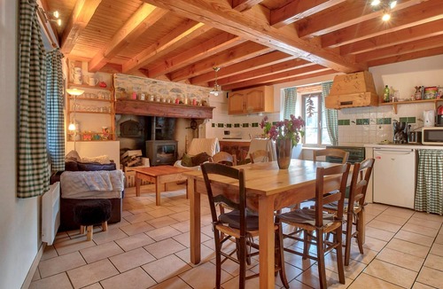 Sailhan House | Typical House with Stunning Views – 5 Minutes from Saint-Lary