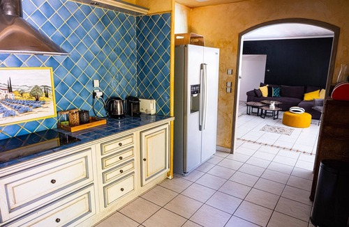 Volx Villa | Typical Provencal villa, pool, luxurious amenities