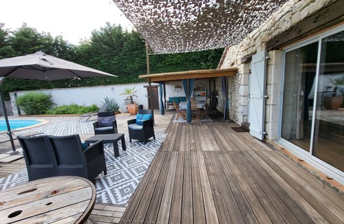 Montaigu-de-Quercy House | Typical Quercy single storey house, with heated pool
