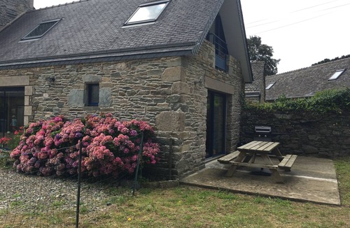 Plestin-les-Greves House | Typical renovated granite house, 300 m from Les Curés beach