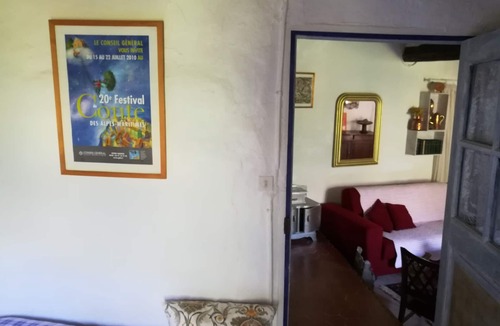 Coursegoules House | Typical village house, vençois hinterland