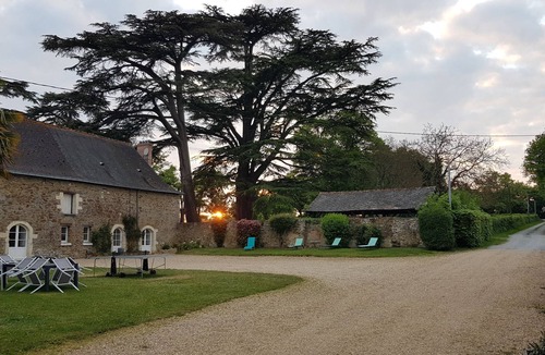 Longuefuye Cottage | Typically Angevine farmhouse, heated pool