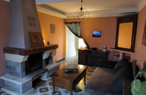 Villelongue-dels-Monts House | Typique maison catalane