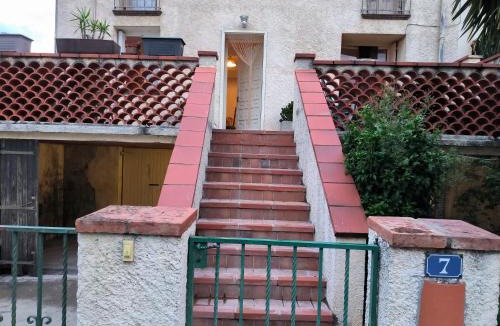 Villelongue-dels-Monts House | Typique maison catalane