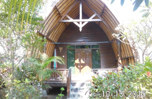 Gili Air Resort | Tyrrell Cottages & Restaurant