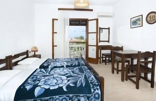 Acharavi House | Tzilios Studios